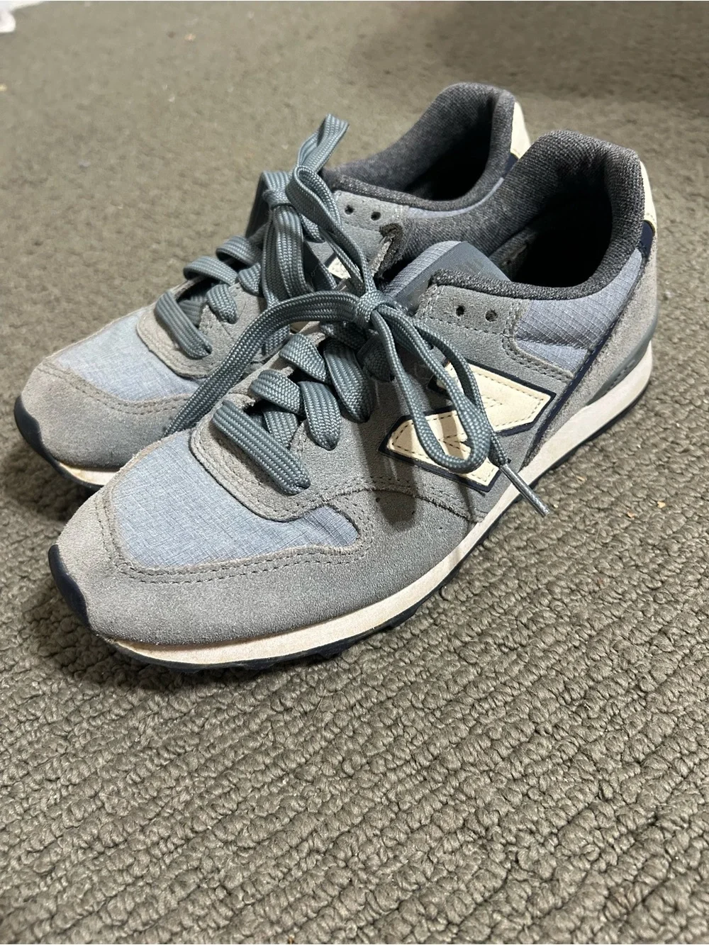 New Balance 696 WL696SHB Women’s Size 7.5 Grey Blue Suede Sneakers